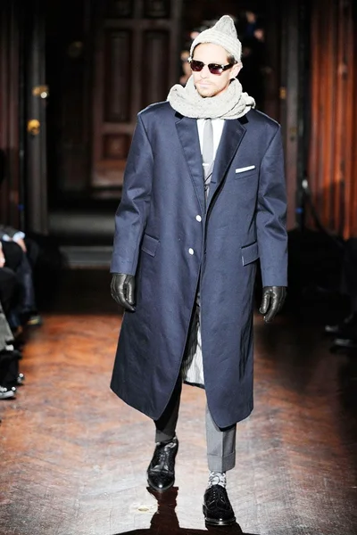 Look 2